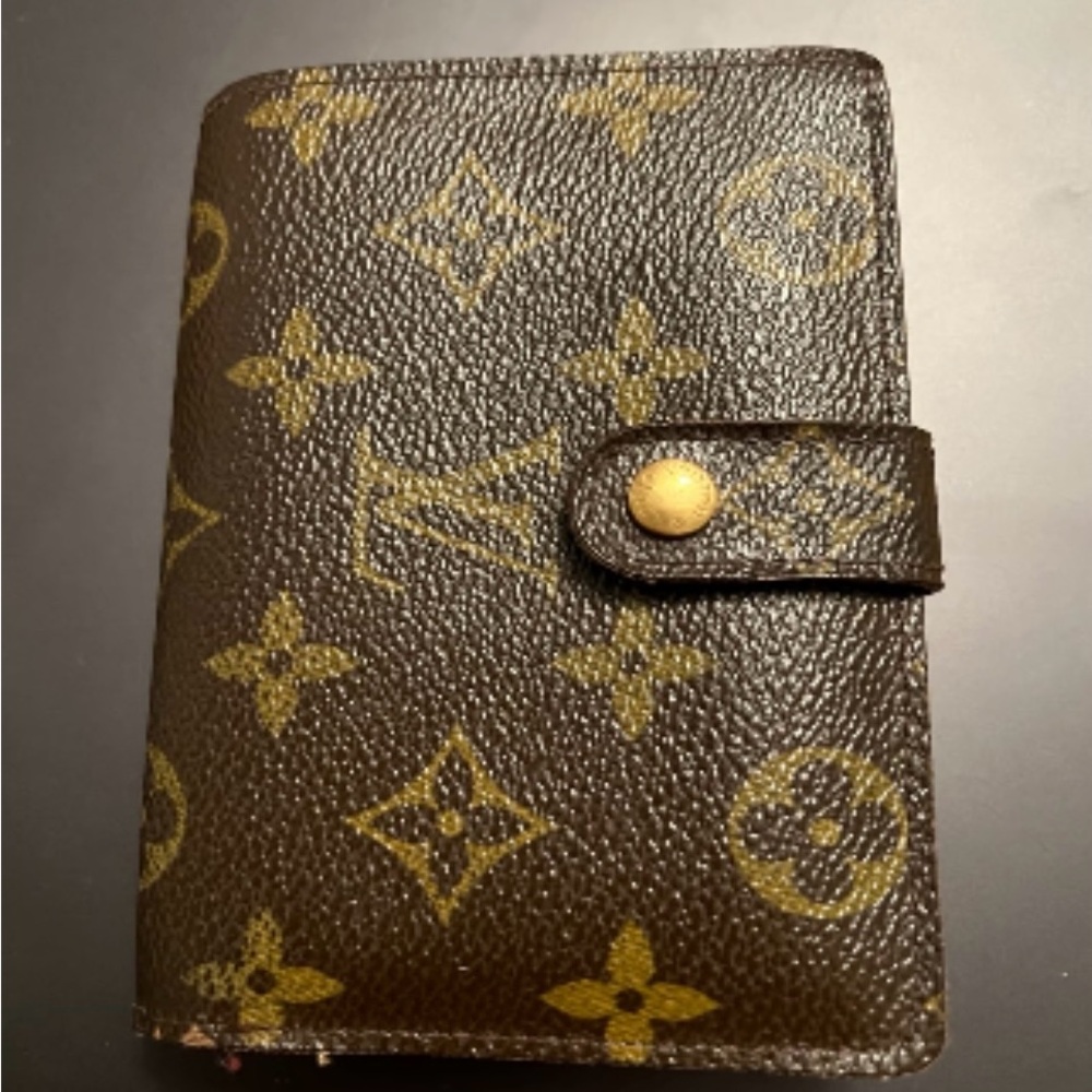 Louis Vuitton Authentic french wallet